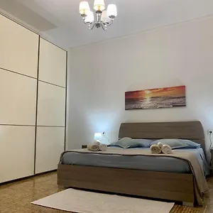 Con Portico Privato Vicino Cagliari Airport Appartamento